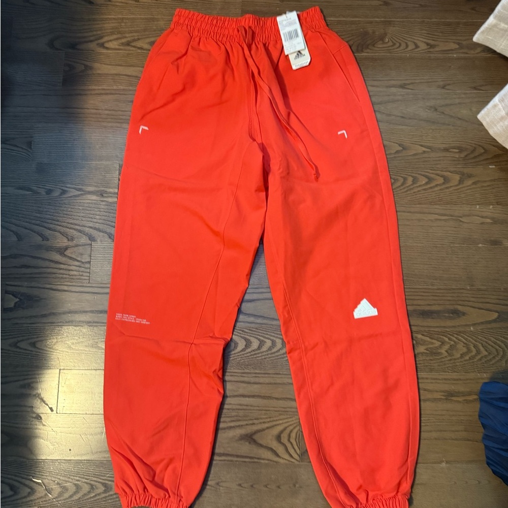 Adidas AEROREADY Wind Pants – Bright Red – Size S – NWT